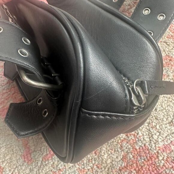 Free People Say Yes Leather Bag handbag metal buckle edgy grunge y2k style black - Picture 8 of 8